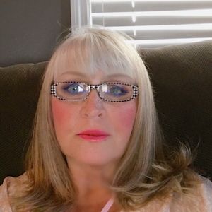 Meet your Posher, Jane